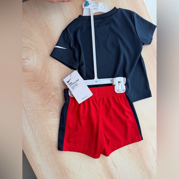 Nike Navy and Red Kids' Set - Picture 3 of 3